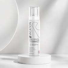 Vacation Uni White Cleansing Foam 200Ml